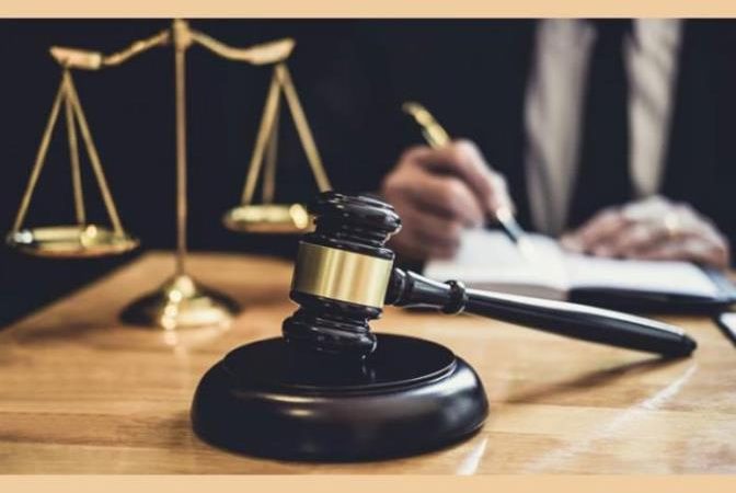 برترین موسسه مهاجرتی و حقوقی Image