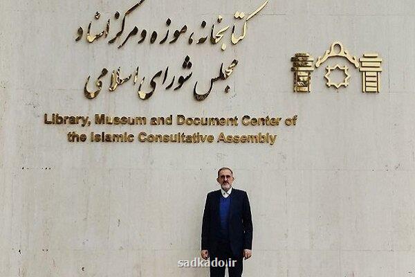 گفتگو با احسان الله شكراللهی ، نسخ خطی ۱۱ نقش زنان ایرانی دربار گورکانی در گسترش زبان فارسی مدیر دولتی نابلد است Image